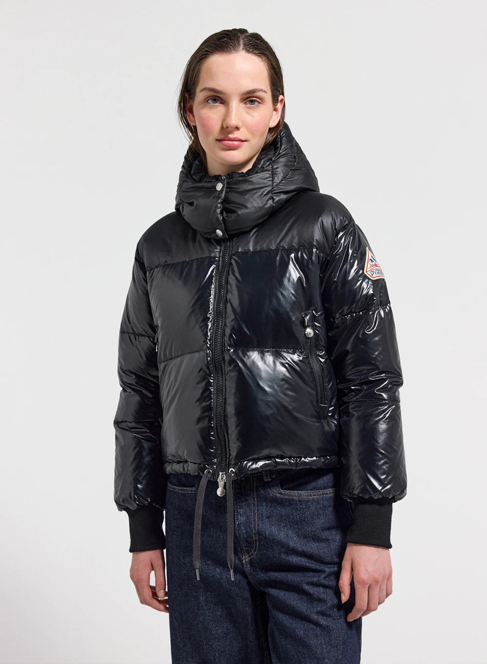 pyrenex-altic-doudoune-courte-capuche-femme-noire-brillante image 1