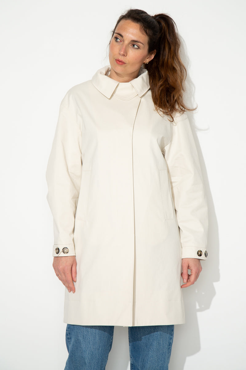 trench-coat-sauzet-trench-oversize-100-coton-d-perlant-cr-me image 4