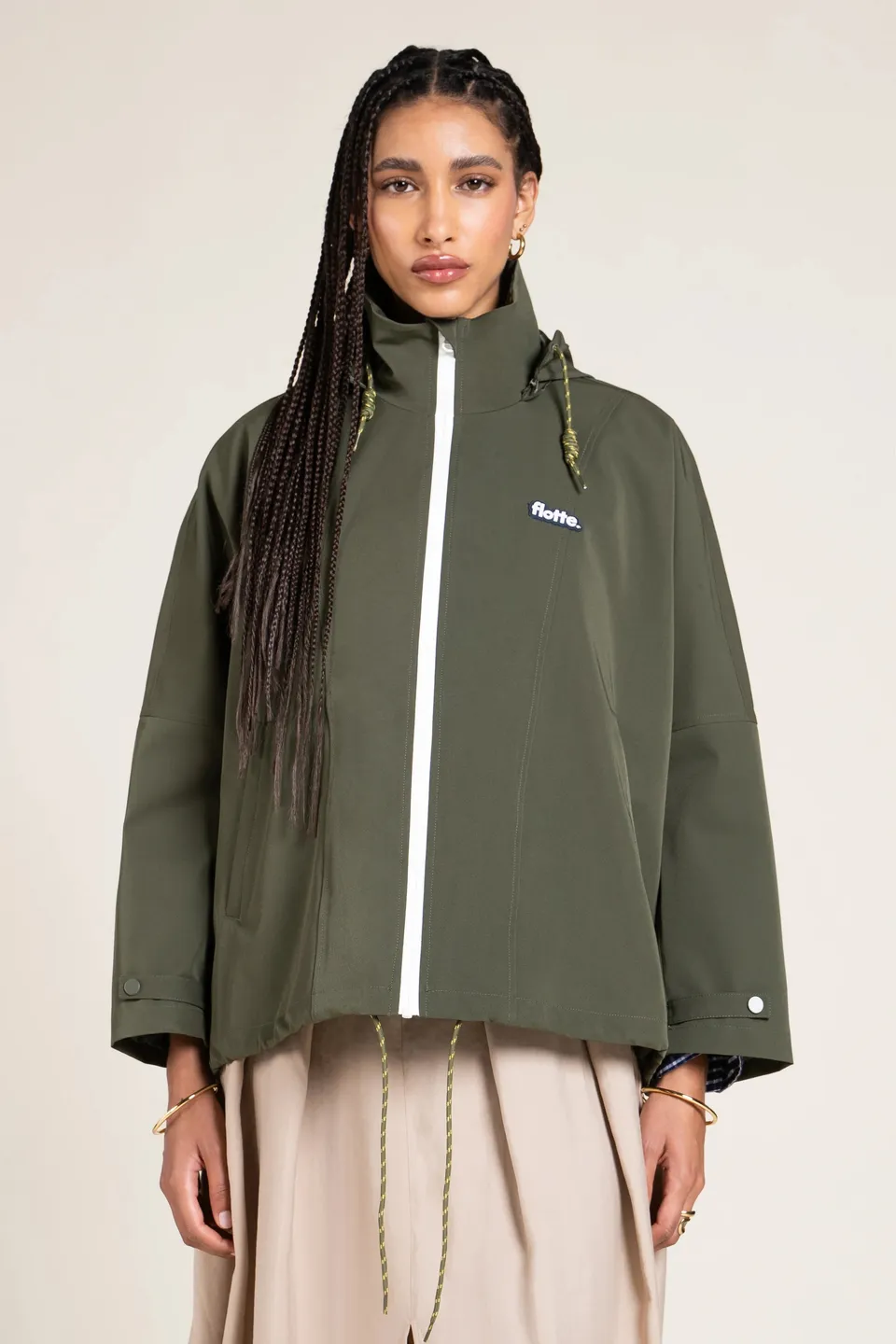 flotte-lourmel-cape-imperm-able-courte-oversize-capuche image 1