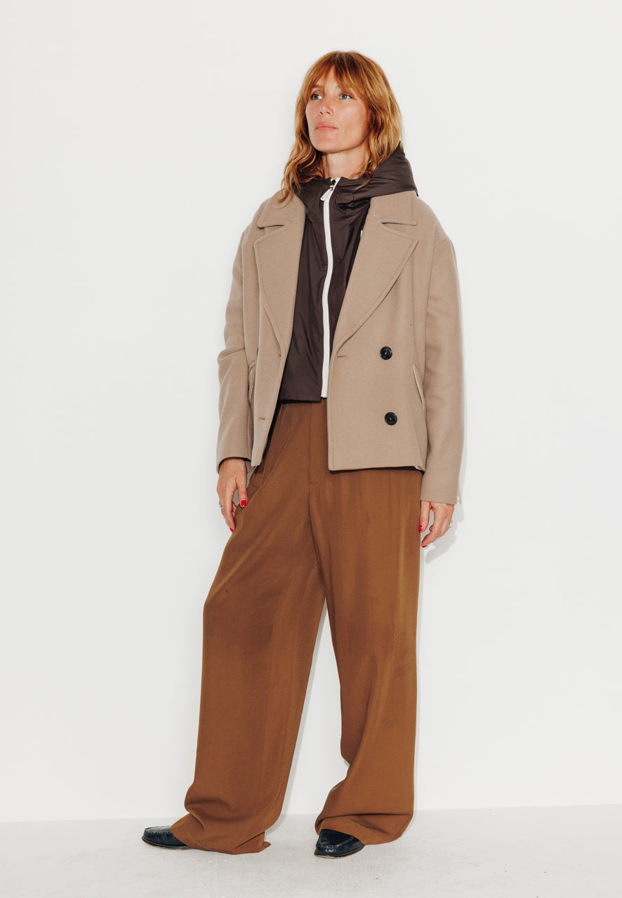 trench-coat-caille-capuche-ouatin-e-zipp-e-marron-d-perlante image 2