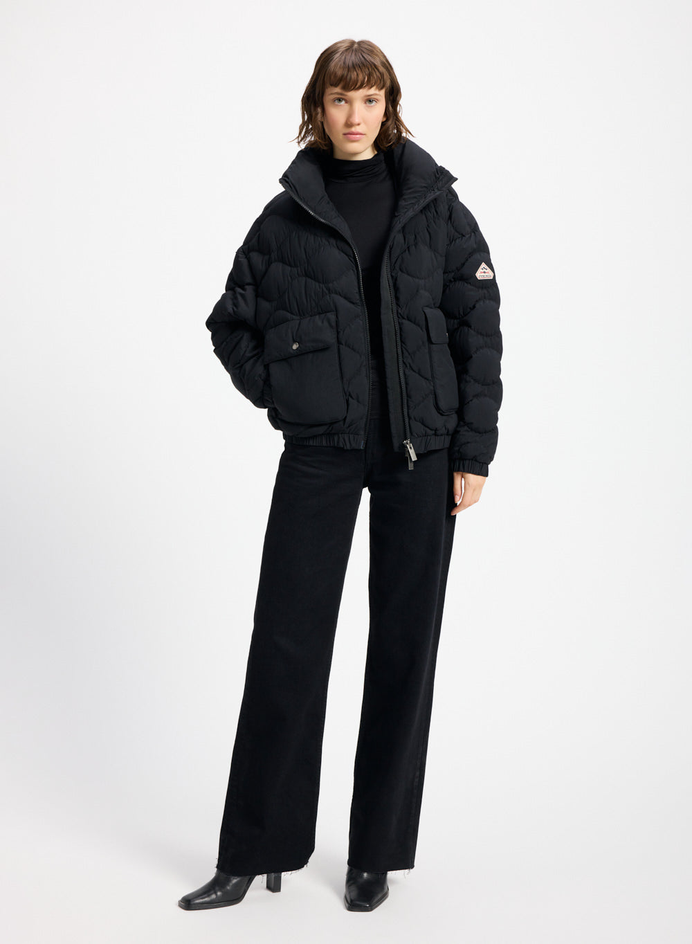 doudoune-courte-bomber-femme-pyrenex-enola-noire image 2