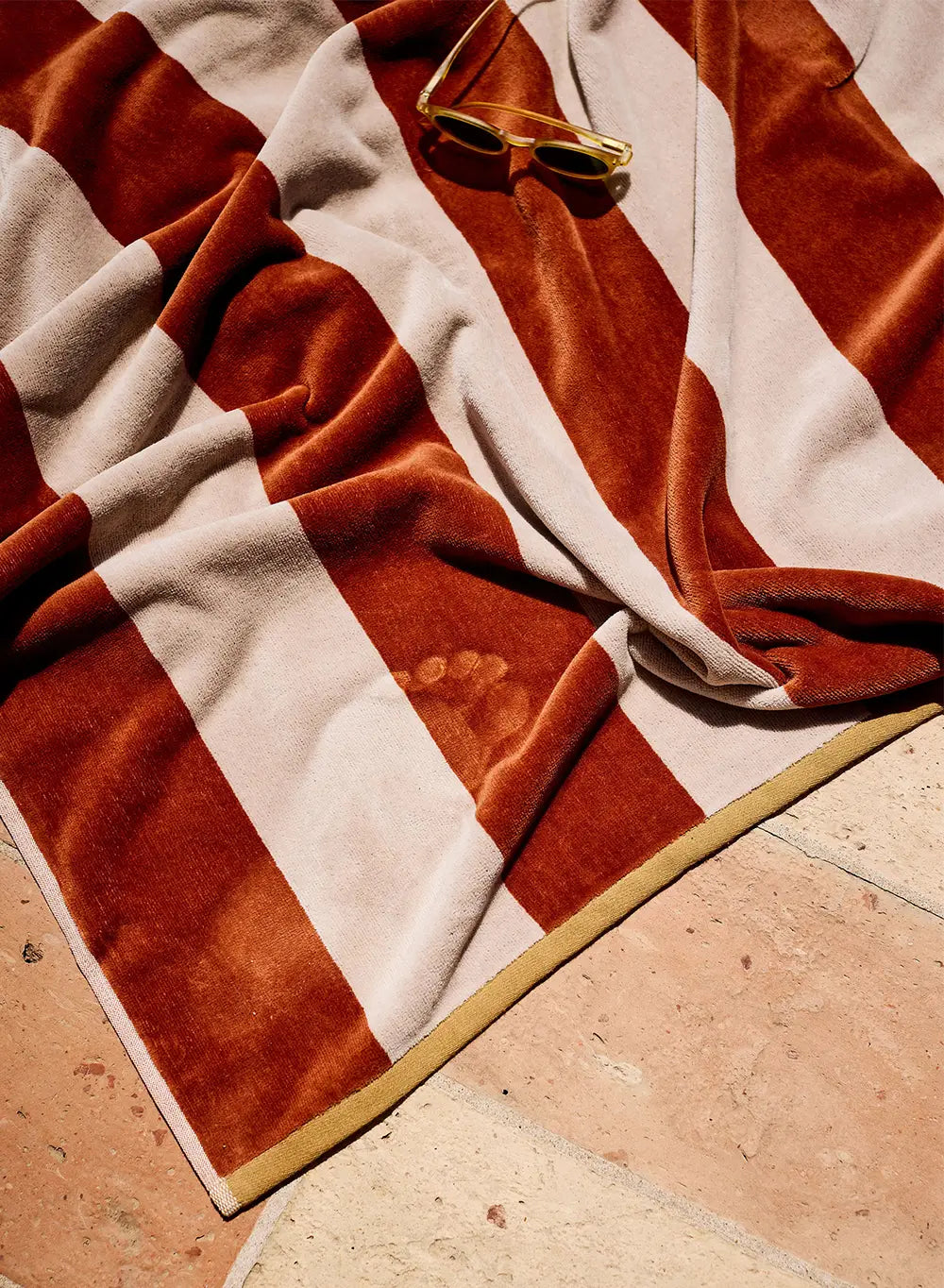 pyrenex-sora-serviette-de-plage-90x180-cm-coton-rayures-terracotta image 7