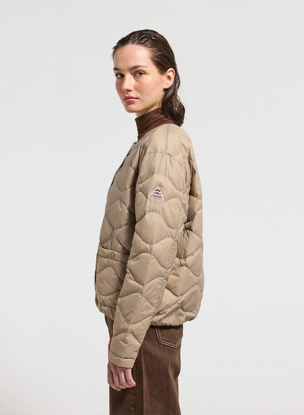 doudoune-ultra-l-g-re-femme-pyrenex-orite-beige image 3