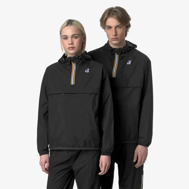 k-way-le-vrai-4-0-leon-east-veste-courte-unisexe-black-pure image 1