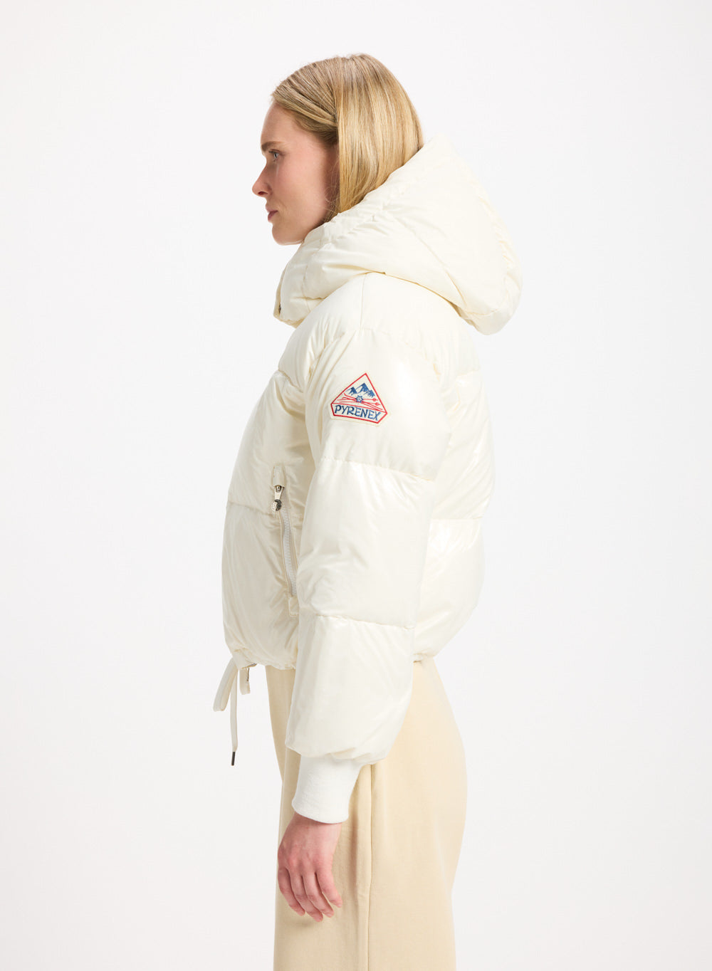 pyrenex-altic-doudoune-courte-femme-blanche-brillante-capuche image 3