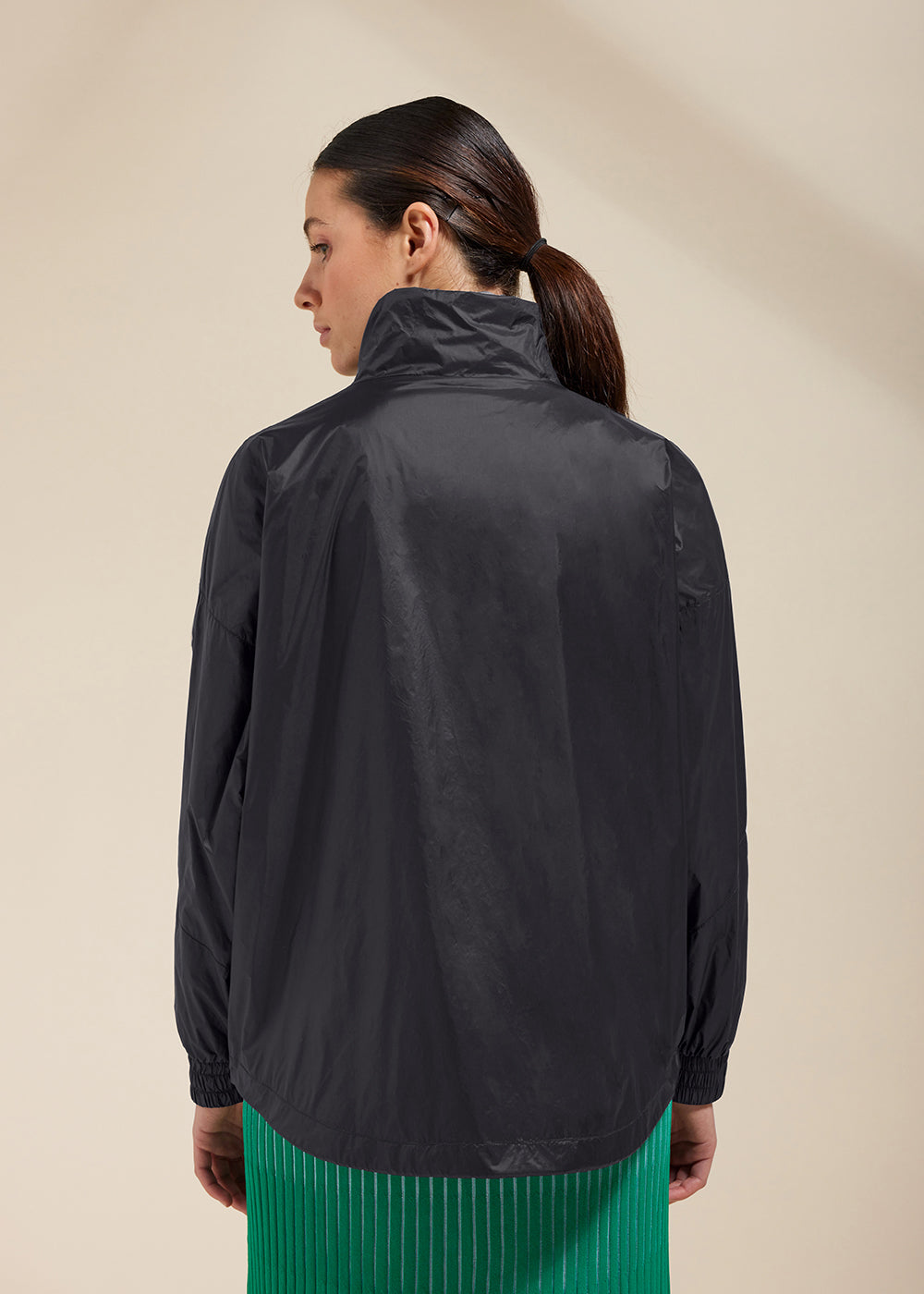 pyrenex-erine-coupe-vent-femme-loose-black image 4