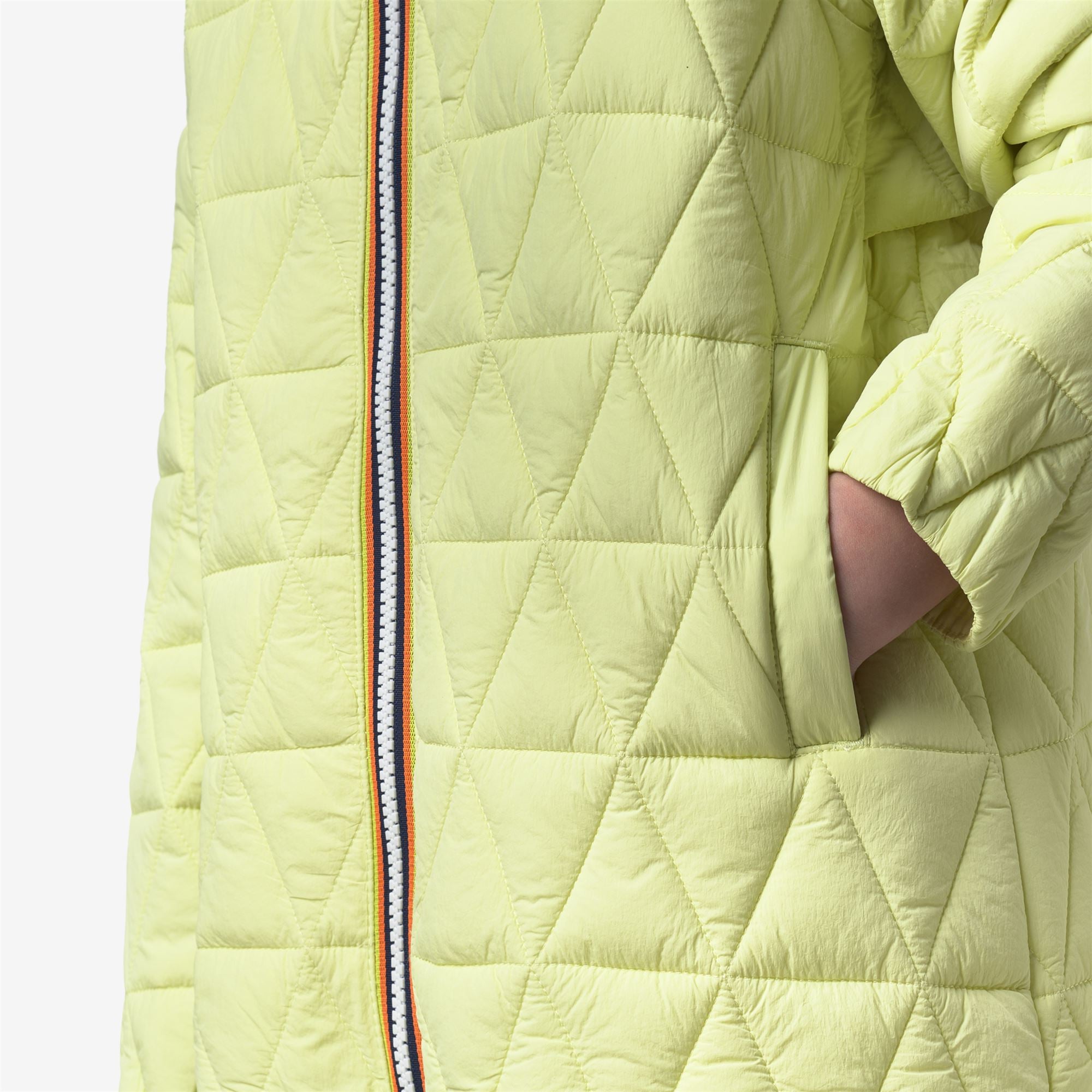 k-way-p-madlaine-diamond-quilted-warm-veste-court-fille-yellow-lime image 4