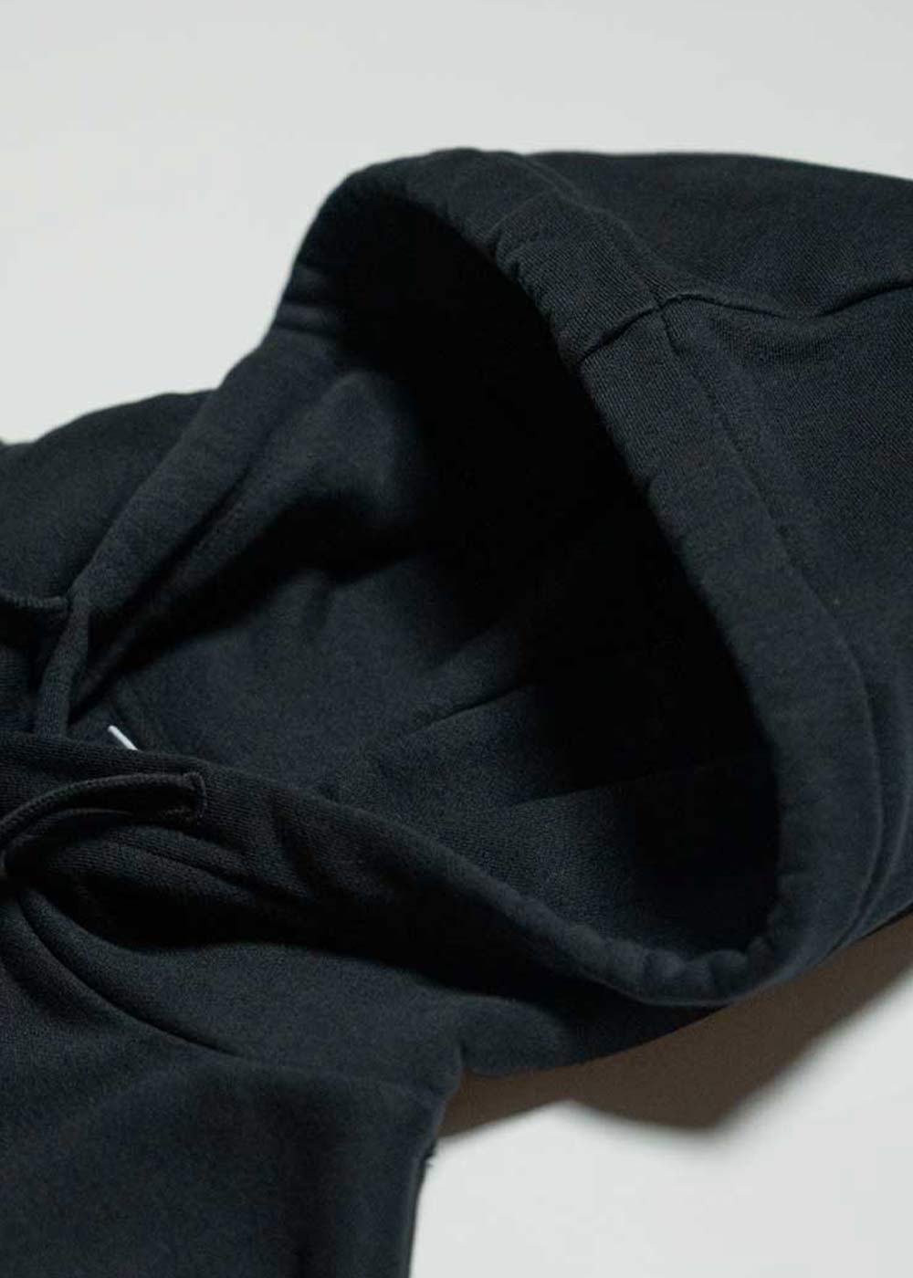 pullover-unisexe-capuche-pyrenex-sierra-noir-coton-bio image 5