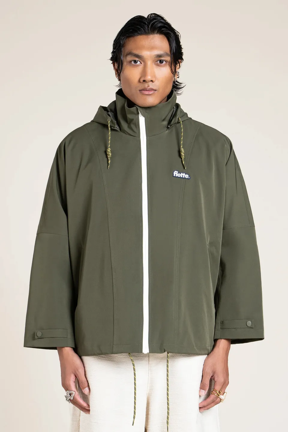 flotte-lourmel-cape-imperm-able-courte-oversize-capuche-3 image 1