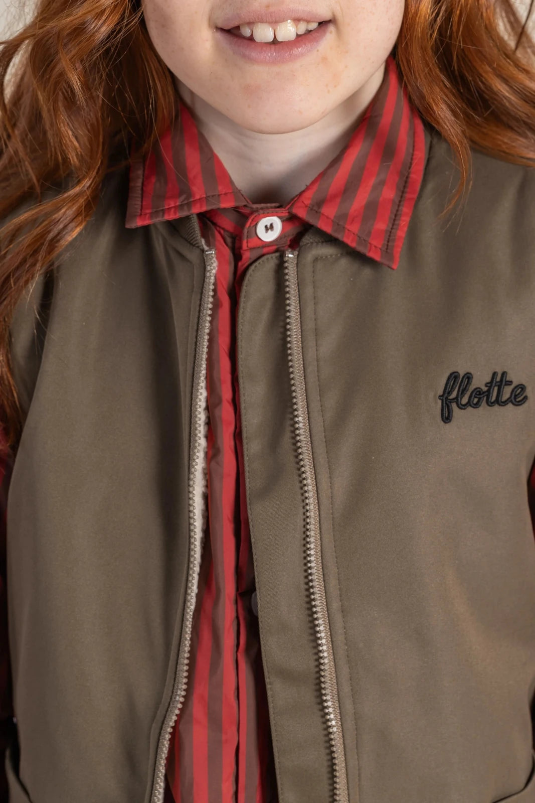 flotte-turoti-gilet-sans-manches-enfant-sherpa-imperm-able image 3