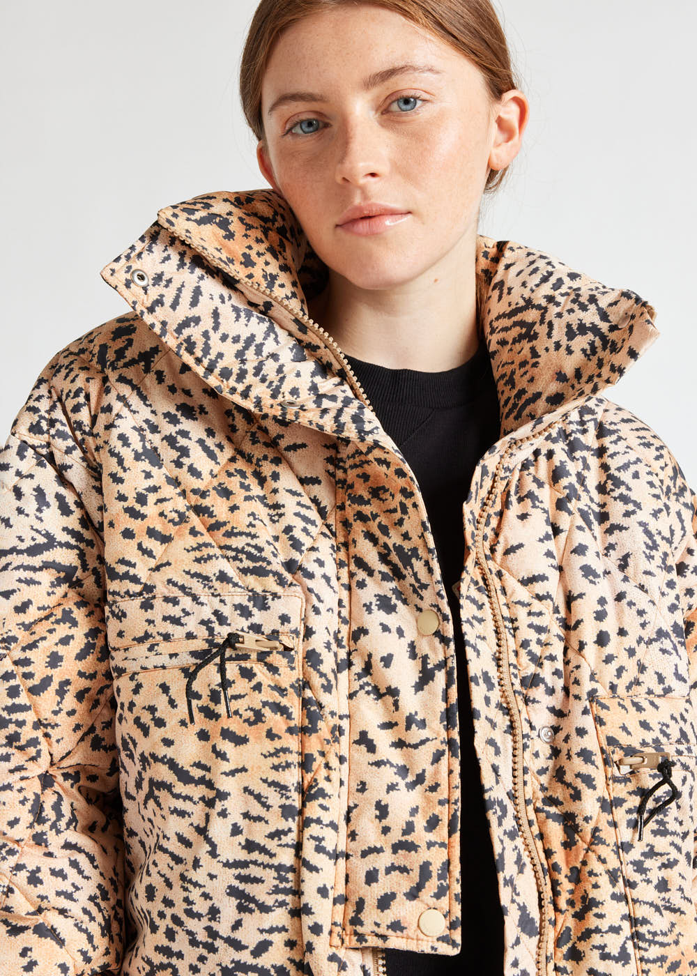 pyrenex-x-roseanna-doudoune-friday-femme-l-opard-wild-print image 6