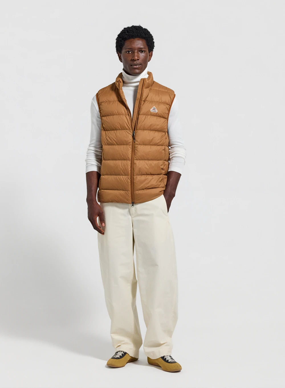 doudoune-sans-manches-homme-pyrenex-arial-marron-clair image 2