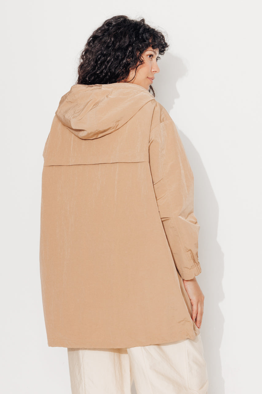 trench-coat-cornus-parka-d-perlante-capuche-camel-mi-longue image 2