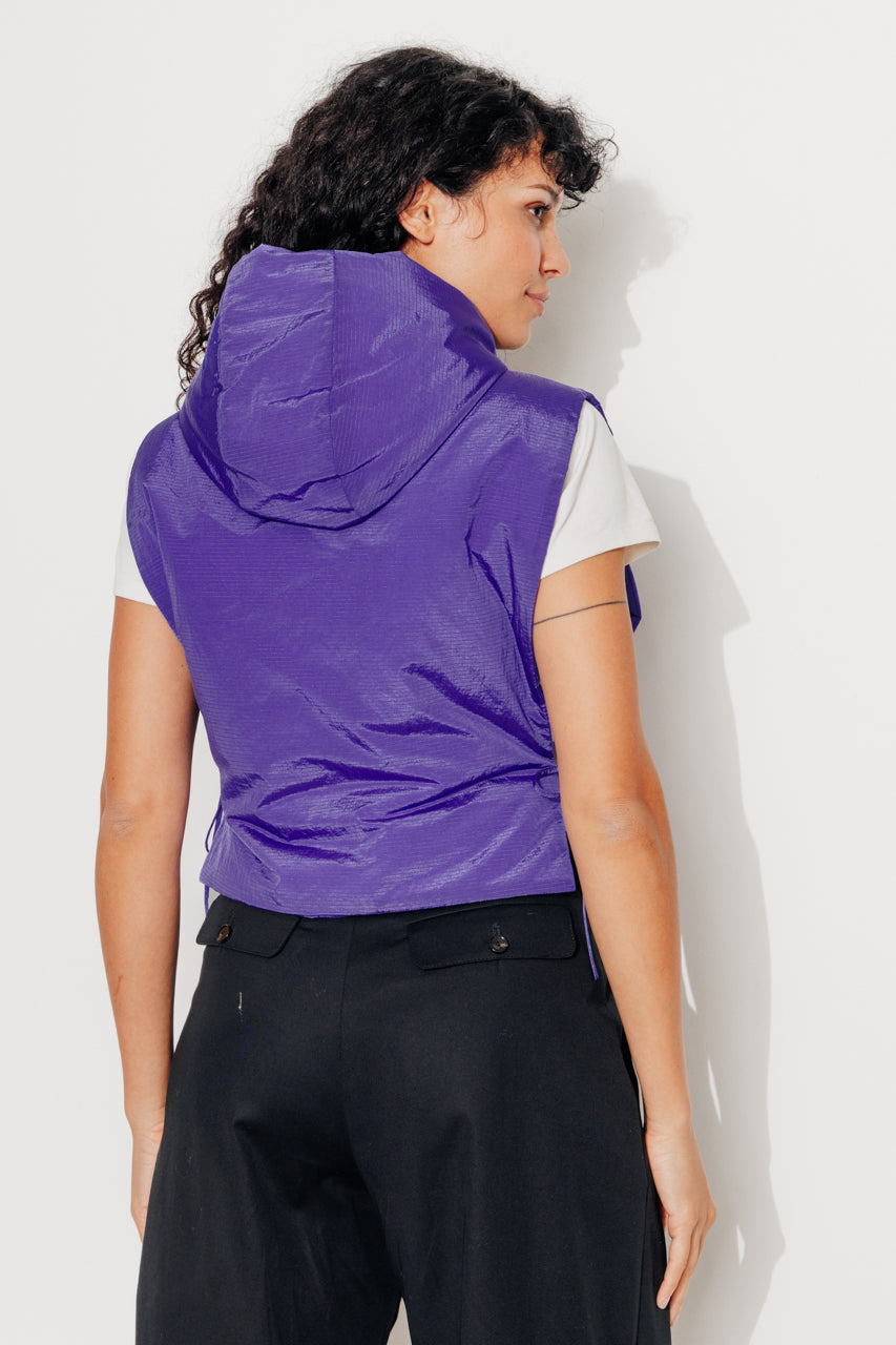 trench-coat-caille-capuche-ouatin-e-zipp-e-violette-d-perlante image 5