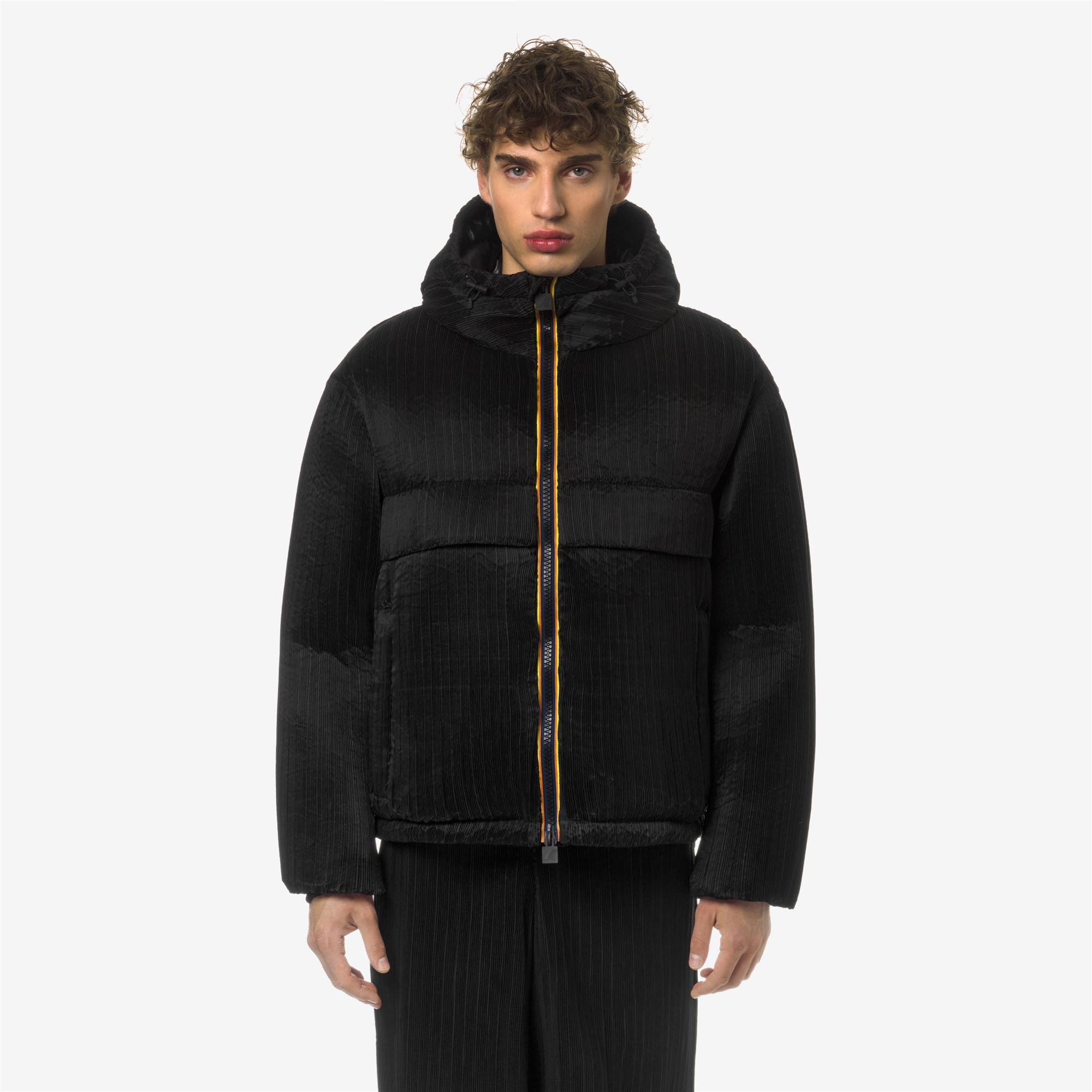 k-way-claudeny-plisse-thermo-heavy-doudoune-courte-homme-black-pirate image 1