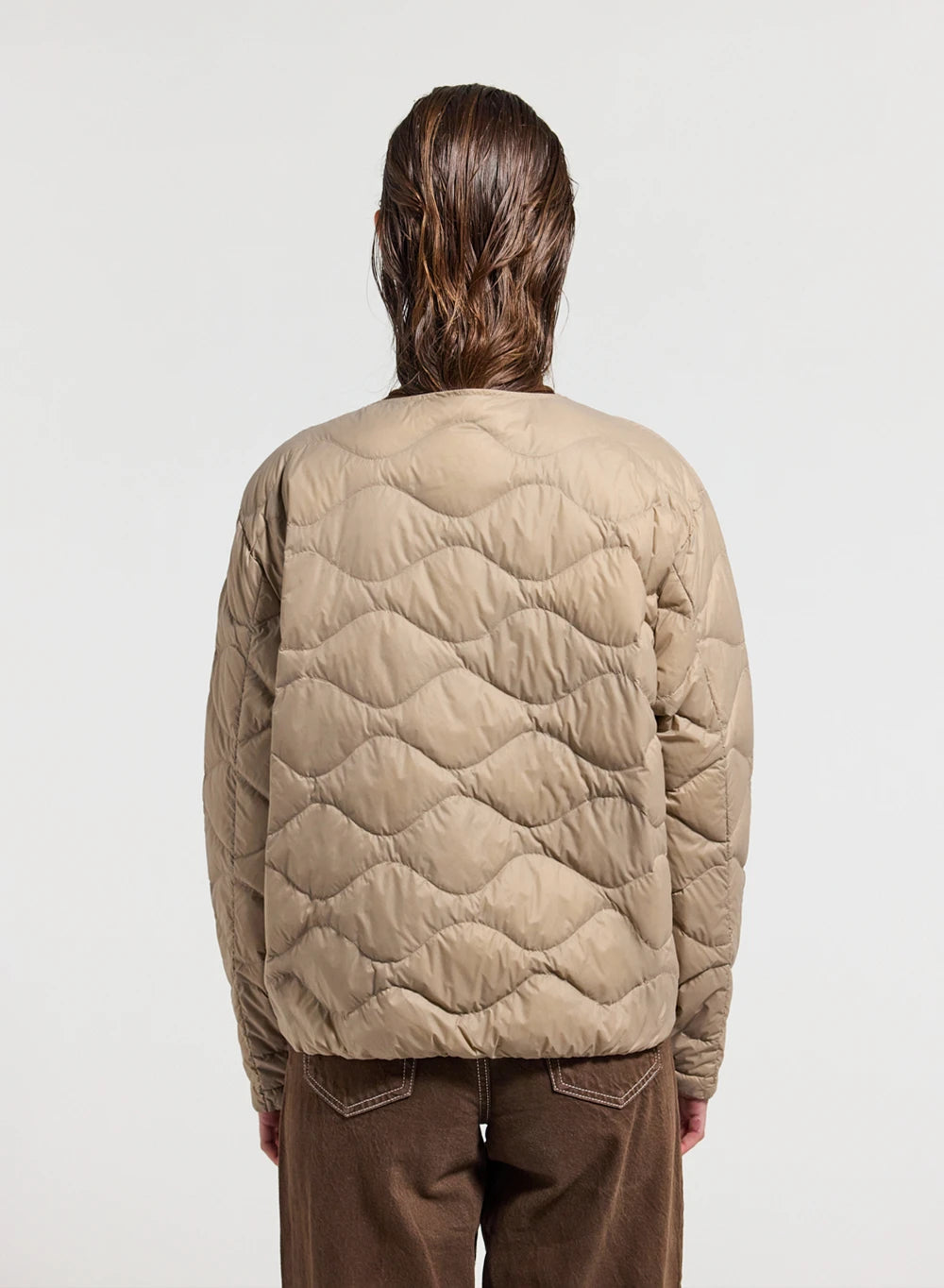 doudoune-ultra-l-g-re-femme-pyrenex-orite-beige image 4