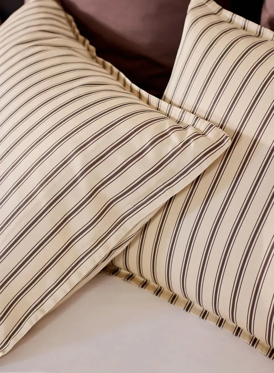 pyrenex-lily-taies-d-oreiller-x2-rayures-marron-cru-coton-tencel image 1
