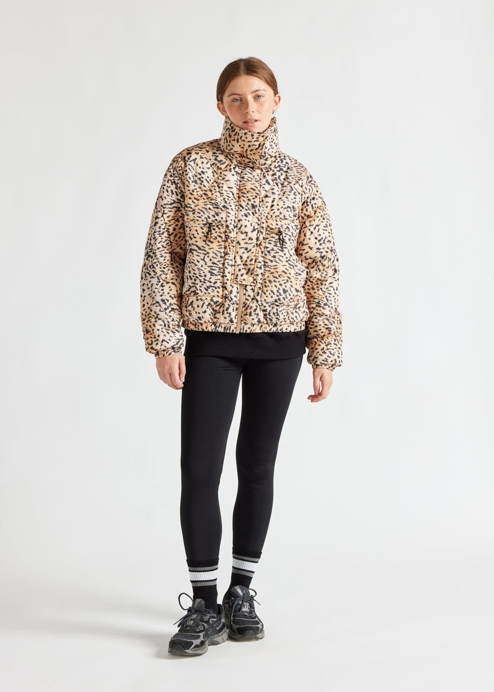 pyrenex-x-roseanna-doudoune-friday-femme-l-opard-wild-print image 2