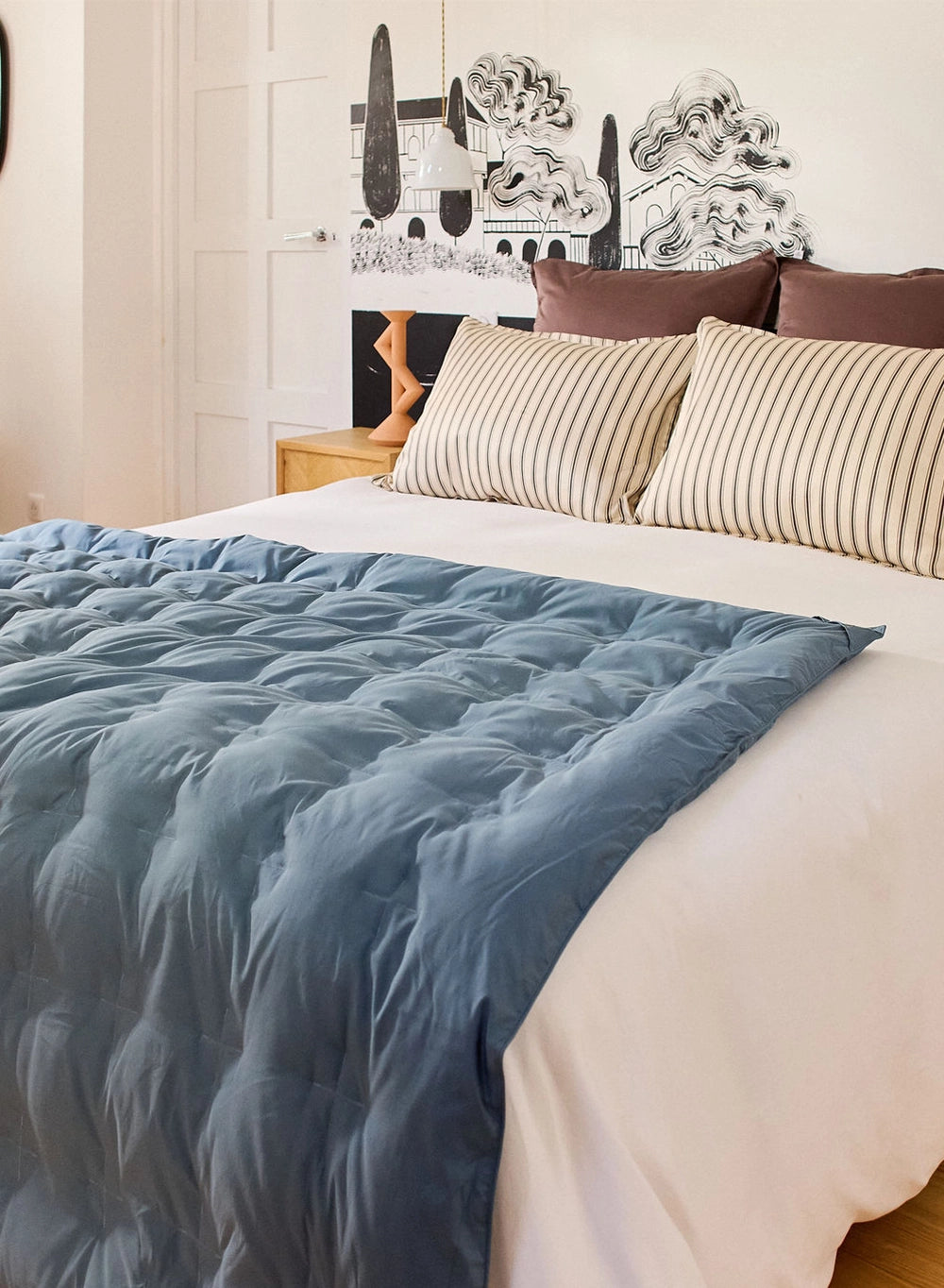 pyrenex-caresse-plaid-duvet-gris-nuit image 1