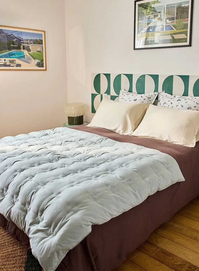 pyrenex-caresse-plaid-duvet-vert-de-gris image 1