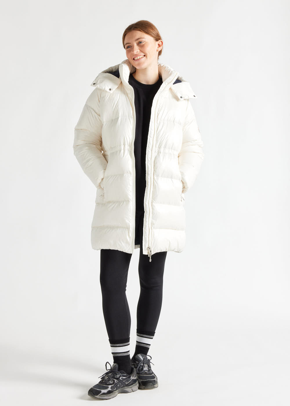 pyrenex-fusion-doudoune-capuche-femme-milk-brillante image 4